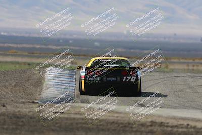 media/Oct-26-2025-CalClub SCCA (Sun) [[8ce1e69566]]/Group 4/Grapevine/